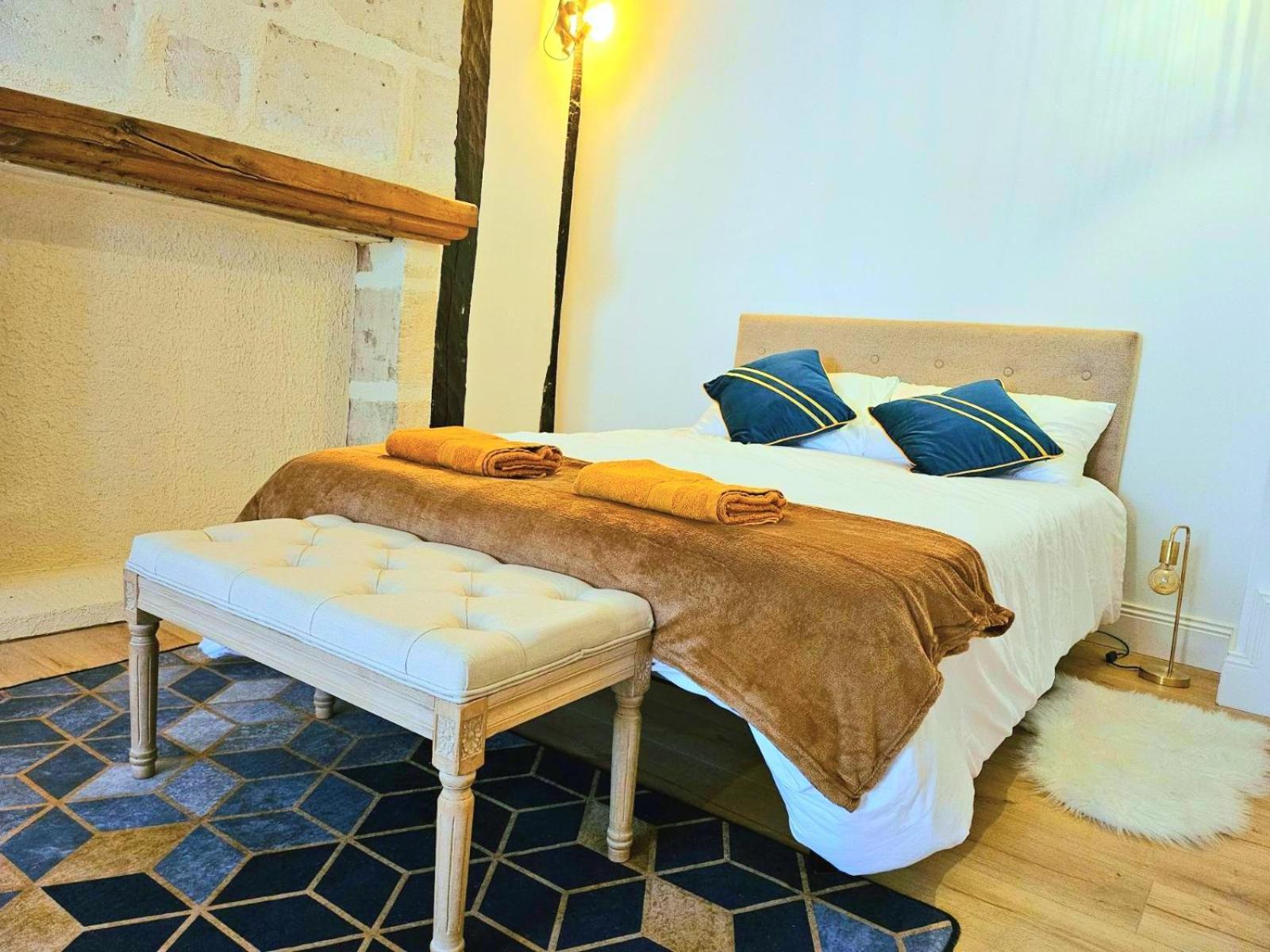 La Dame Blanche - Appartement Hypercentre Historique Μπουρζ Εξωτερικό φωτογραφία